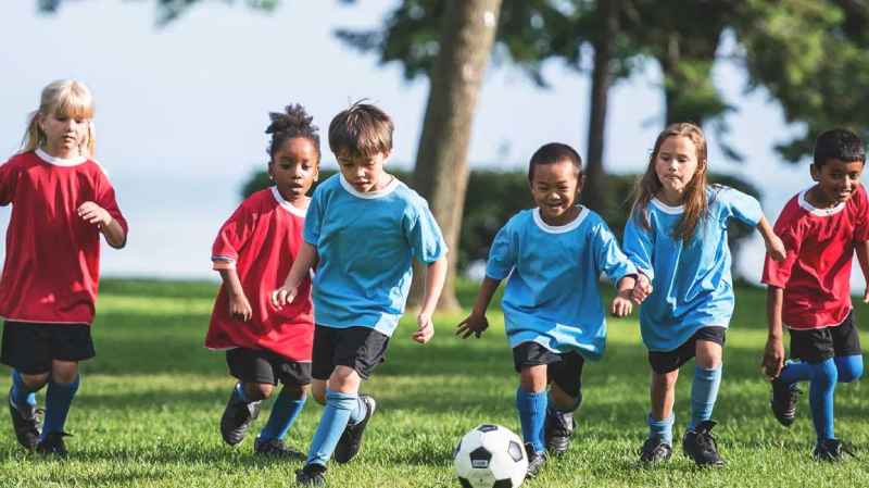 Top Reasons Why your Kids Should Play Their Favorite Sports